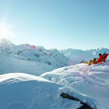 Felbermayer & Alpinespa-montafon Gaschurn