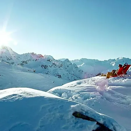 Felbermayer & Alpinespa-montafon Gaschurn