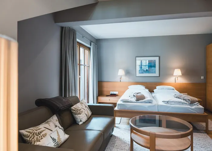 Felbermayer & Alpinespa-montafon Gaschurn